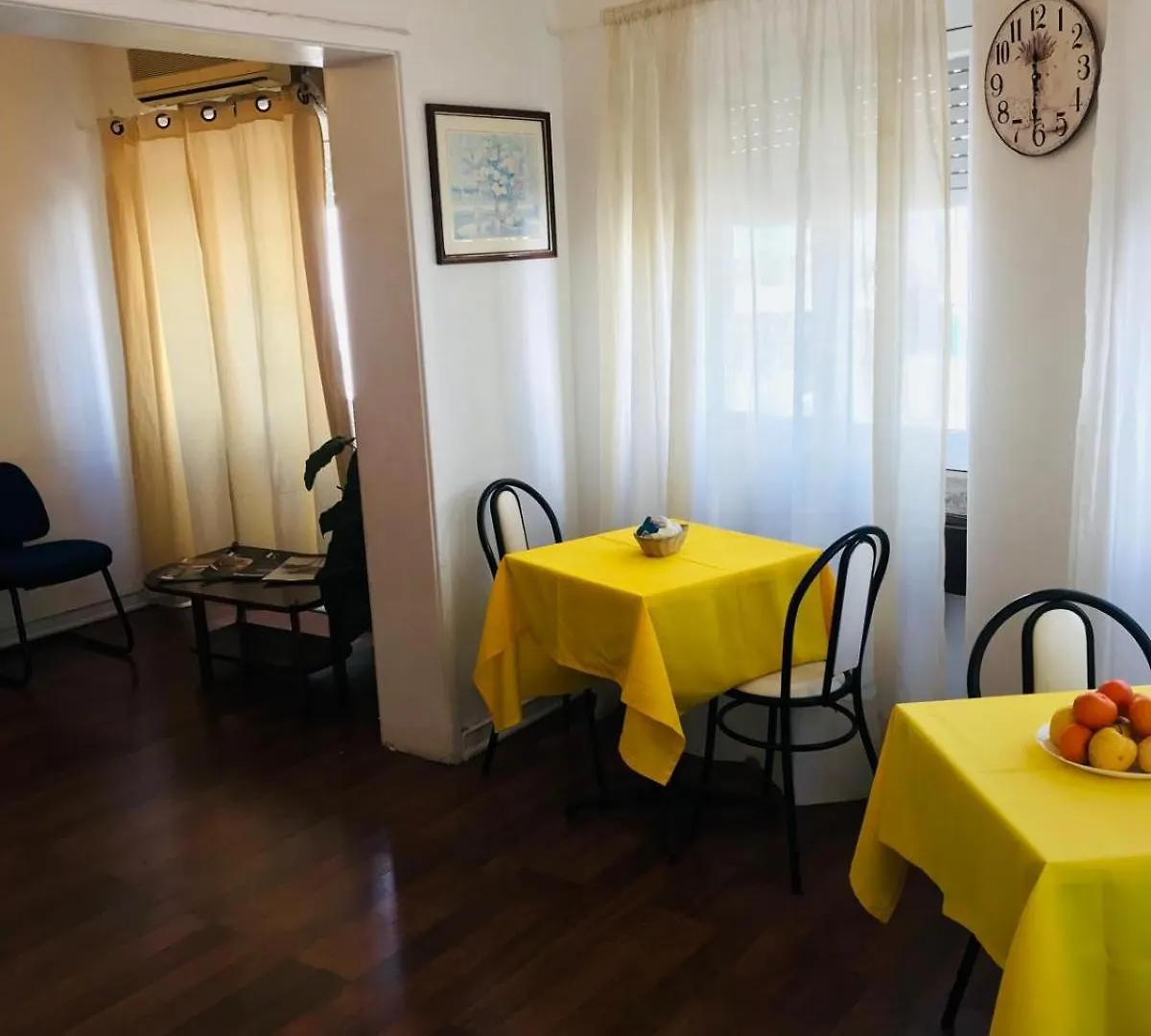 A Ponte - Saldanha Ξενοδοχείο Lisboa 2*,