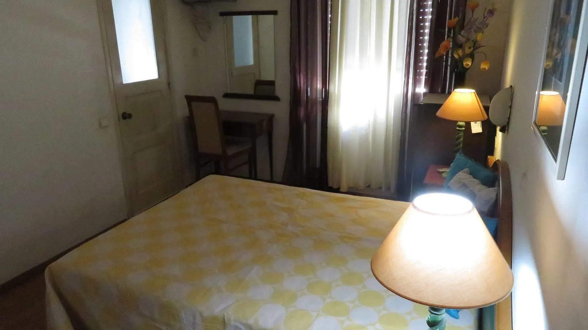 ** Guest house A Ponte - Saldanha Hotel Lisbon Portugal